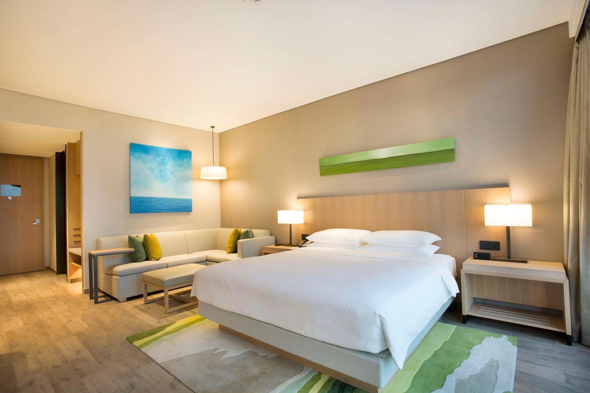 Hyatt Place Sanya City Center Exteriör bild